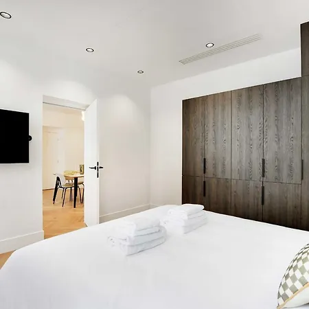 Luxury 1br 4p - Opera *